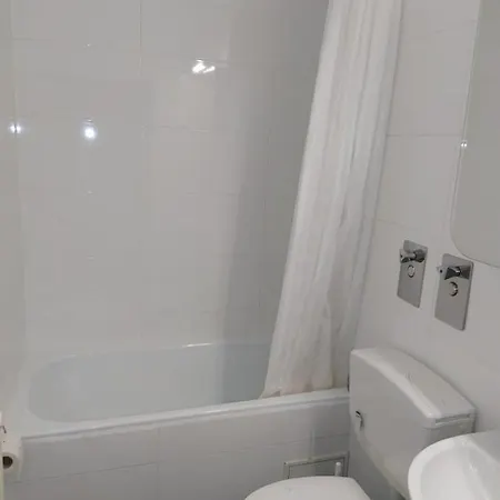 B006 Schoene, Helle Ferienwohnung * Lahnstein