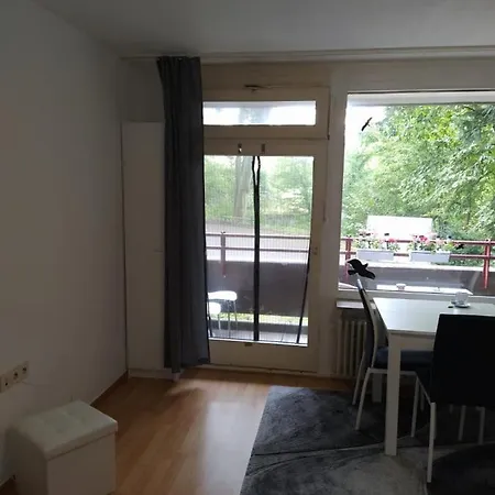 B006 Schoene, Helle Ferienwohnung Appartement Lahnstein