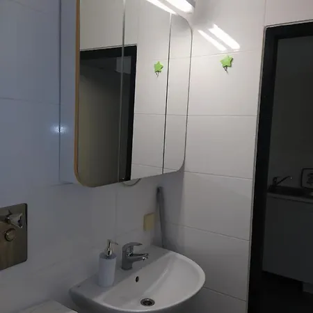 B006 Schoene, Helle Ferienwohnung *