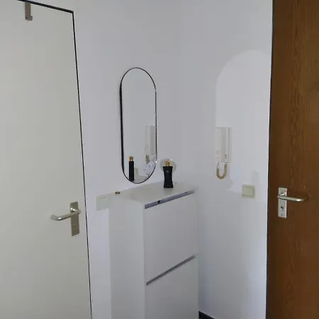 B006 Schoene, Helle Ferienwohnung *