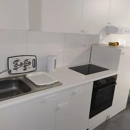 Appartement B006 Schoene, Helle Ferienwohnung Lahnstein